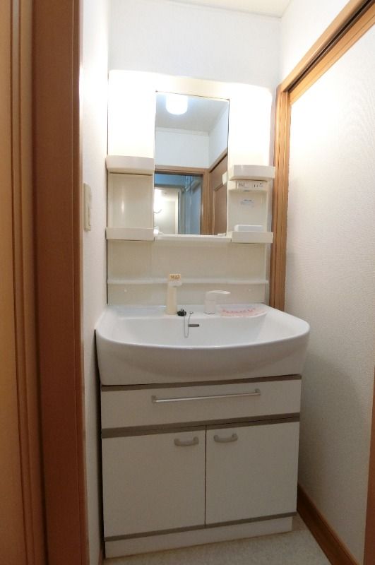 �y���ʏ��z�@