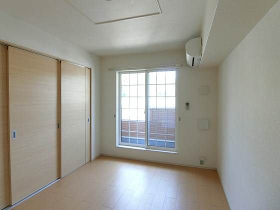 �y���ԁE���r���O�z�@