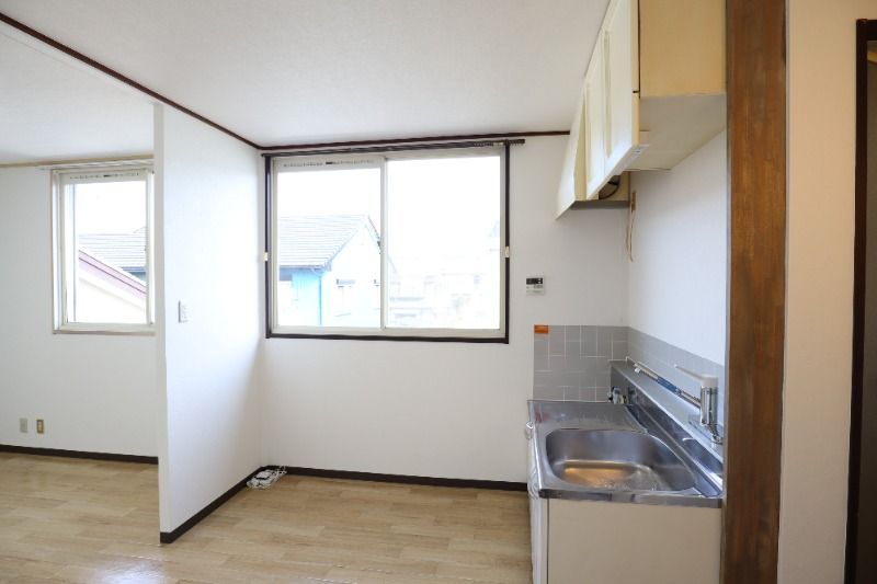 �y�L�b�`���z�@