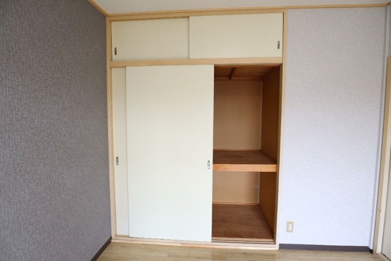 �y���[�z�@