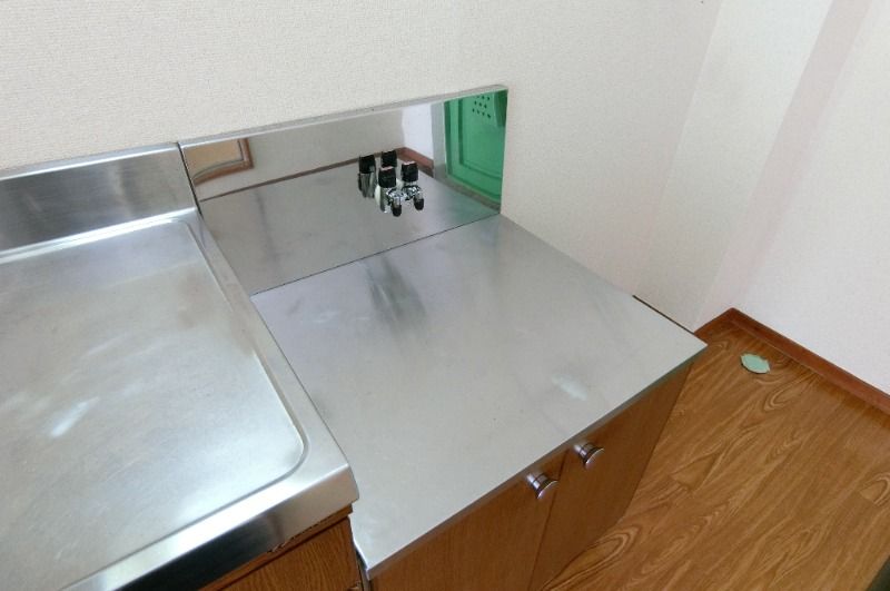 �y�L�b�`���z�@