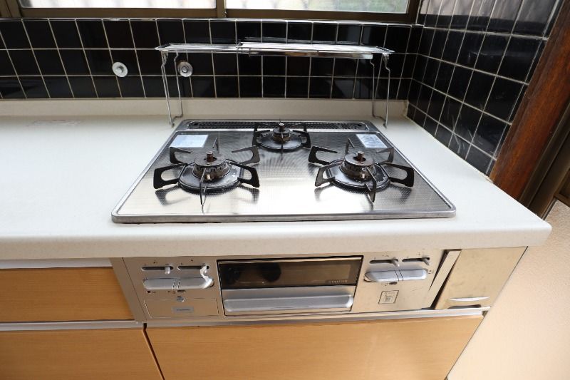 �y�L�b�`���z�@