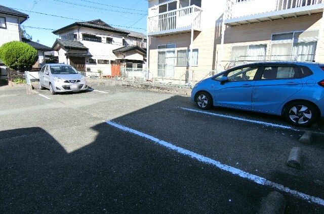 yԏz@