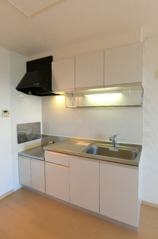 �y�L�b�`���z�@