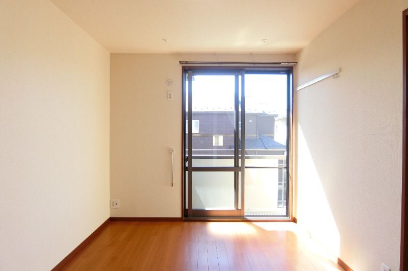 �y���̑������E�X�y�[�X�z�@