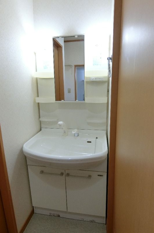 �y���ʏ��z�@