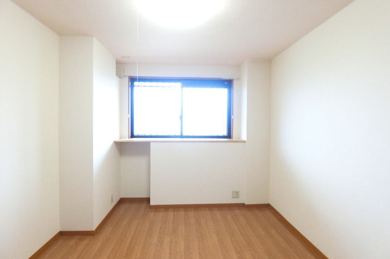�y���̑������E�X�y�[�X�z�@