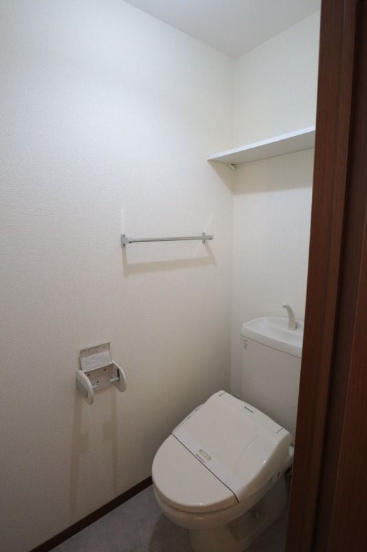 �y�g�C���z�@