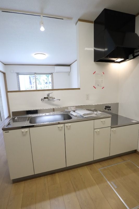 �y�L�b�`���z�@