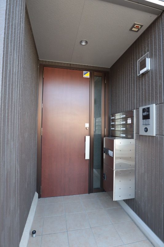 �y�G���g�����X�z�@