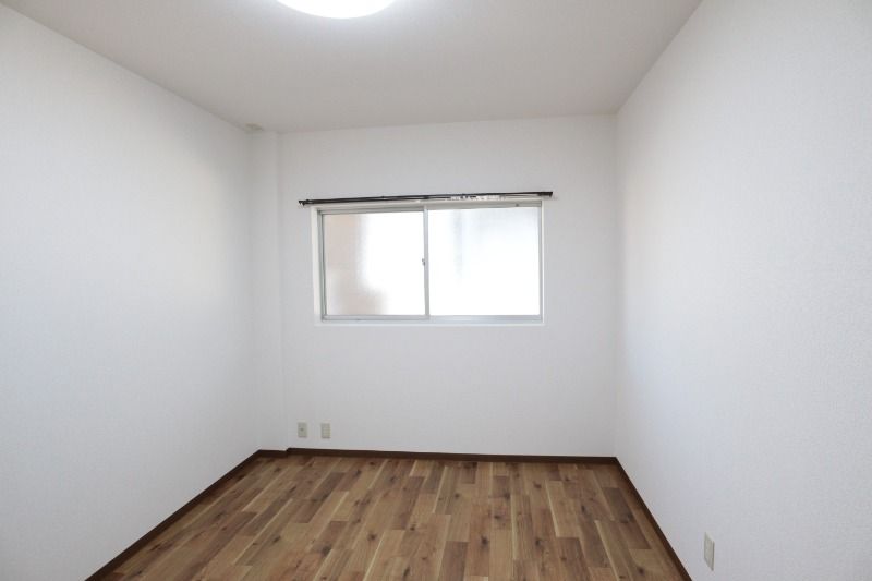 �y���[�z�@