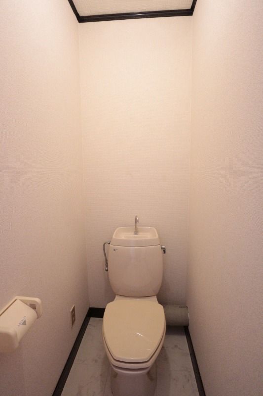 �y�g�C���z�@