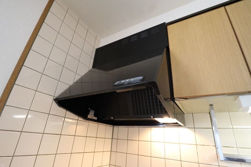 �y���̑��ݔ��z�@�L�b�`�����C��