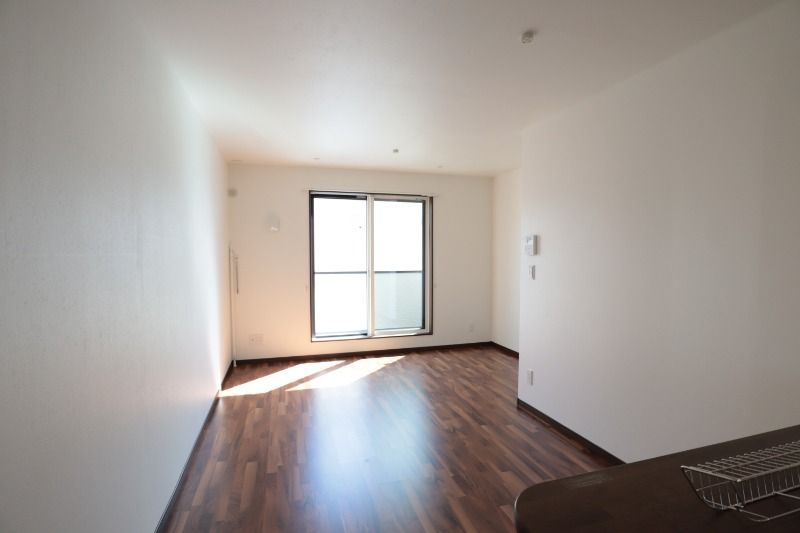 �y���ԁE���r���O�z�@