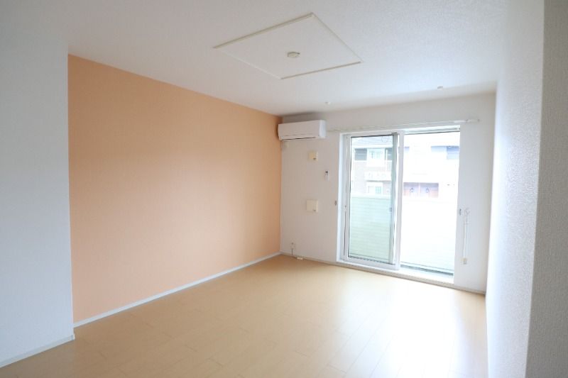 �y���ԁE���r���O�z�@