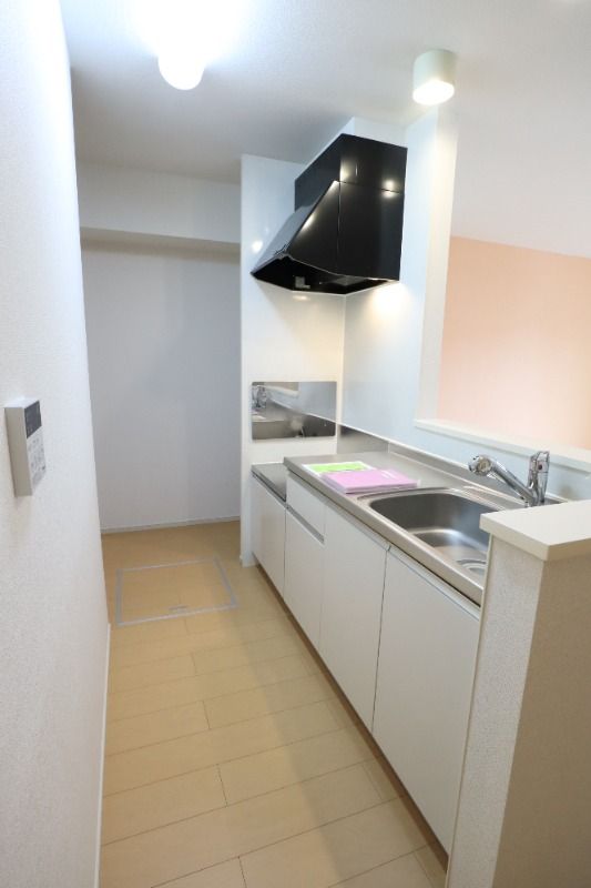 �y�L�b�`���z�@