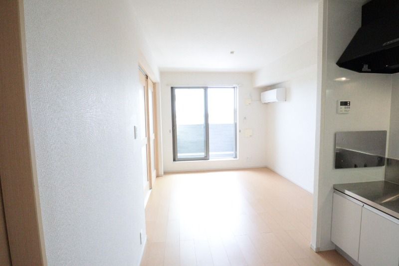 �y���ԁE���r���O�z�@