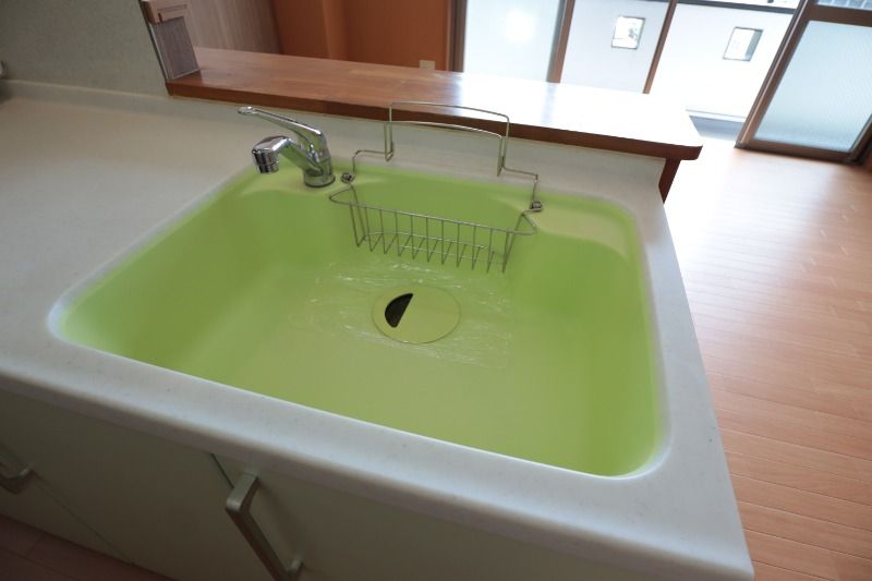 �y�L�b�`���z�@