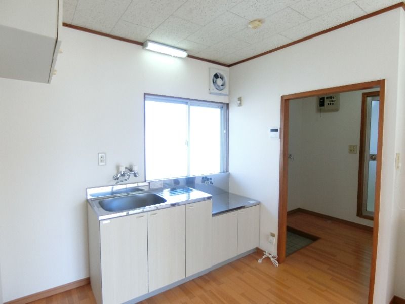 �y�L�b�`���z�@