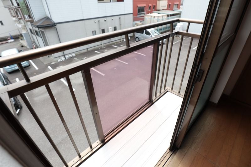 �y�o���R�j�[�z�@