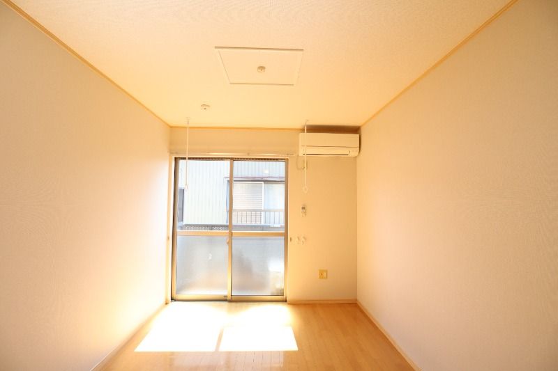 �y���̑������E�X�y�[�X�z�@