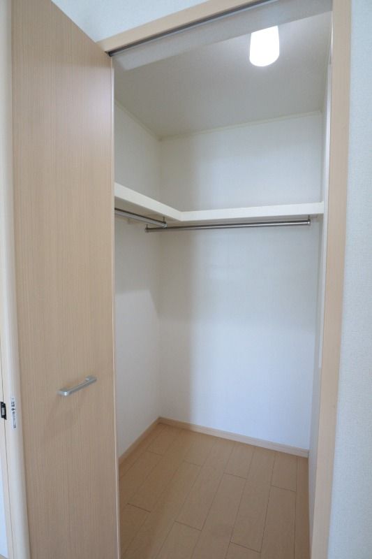 �y���[�z�@�E�H�[�N�C���N���[�[�b�g