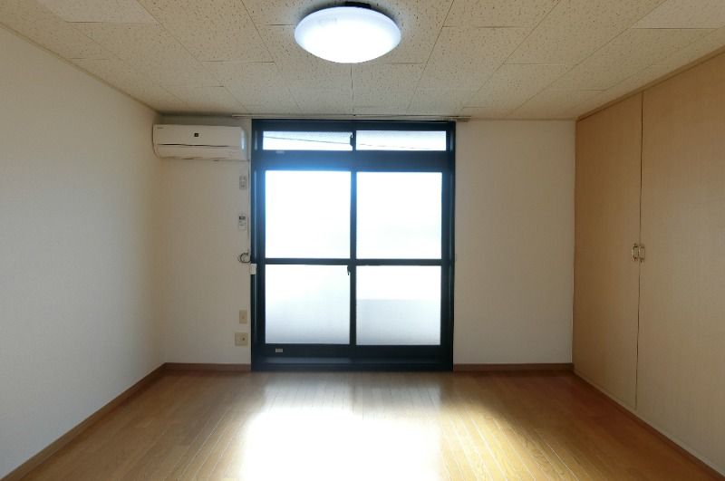 �y���̑������E�X�y�[�X�z�@