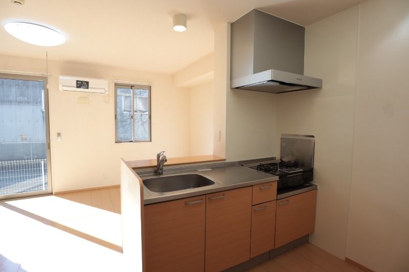 �y�L�b�`���z�@