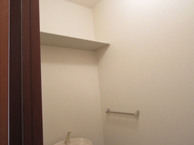 【収納】　トイレオープン収納
