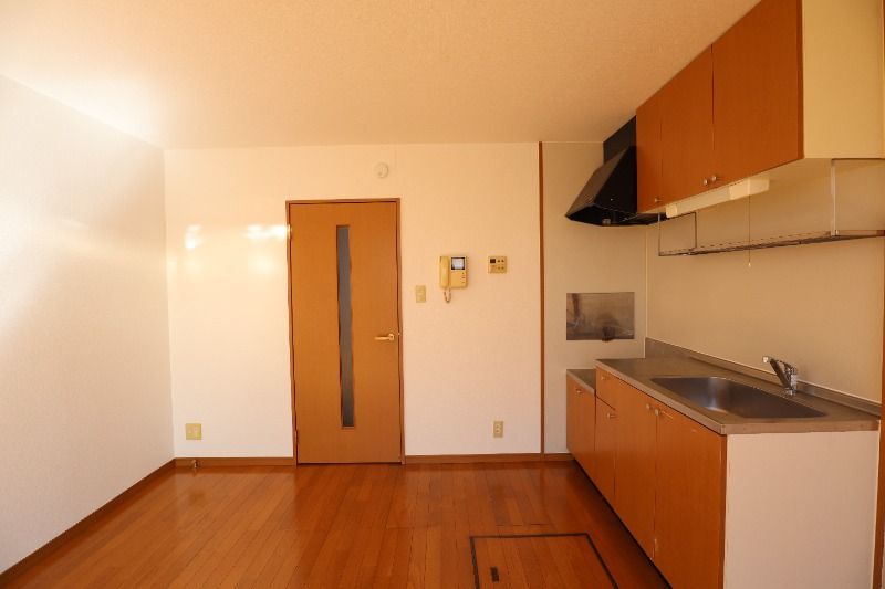 �y�L�b�`���z�@