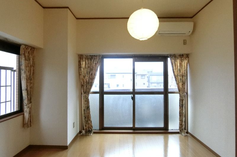 �y���̑������E�X�y�[�X�z�@