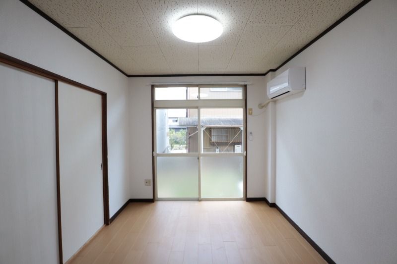 �y���̑������E�X�y�[�X�z�@