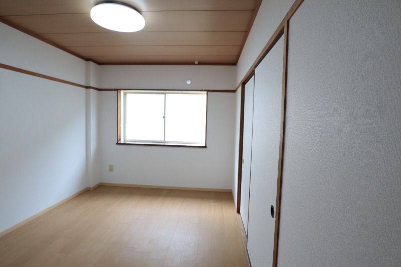 �y���̑������E�X�y�[�X�z�@