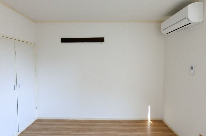 �y�����E���r���O�z�@