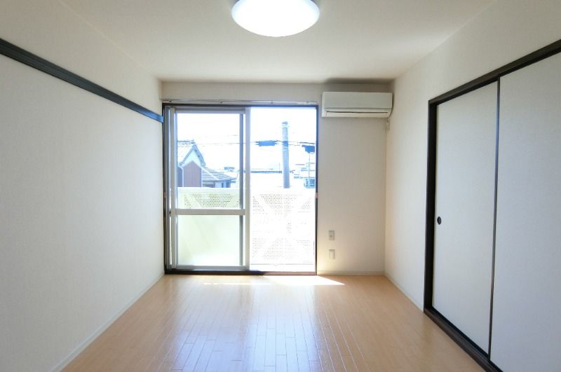 �y���̑������E�X�y�[�X�z�@