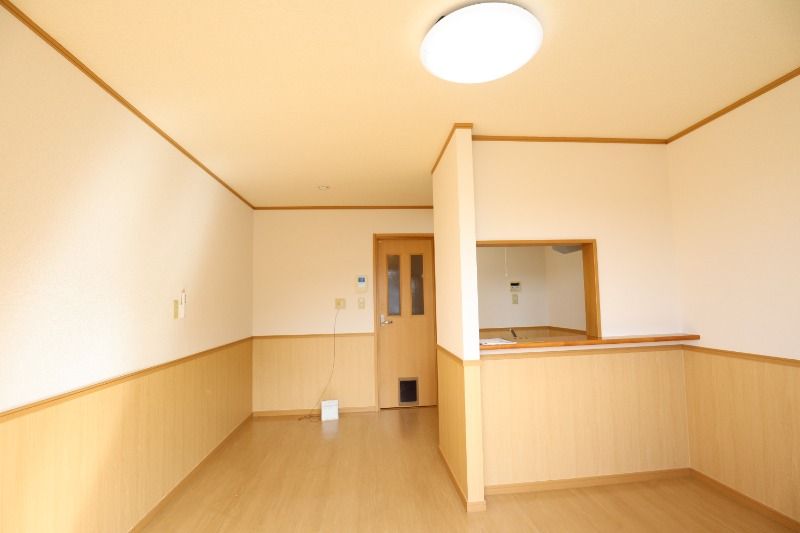 �y�����E���r���O�z�@