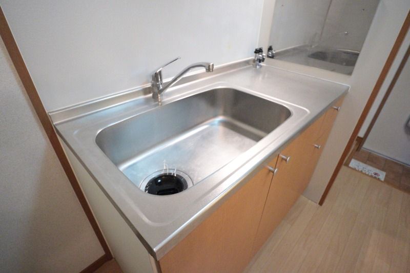 �y�L�b�`���z�@