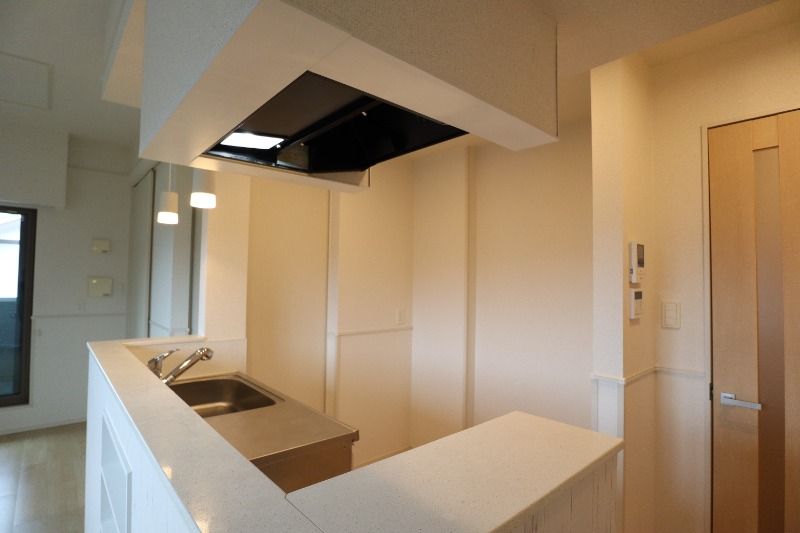 �y�L�b�`���z�@