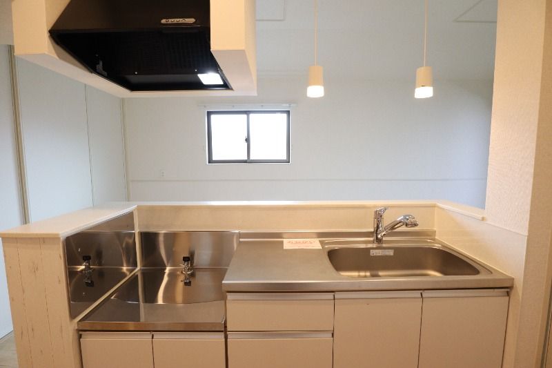 �y�L�b�`���z�@