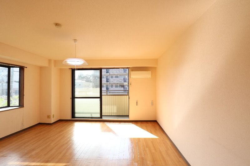 �y���ԁE���r���O�z�@���^�C�v