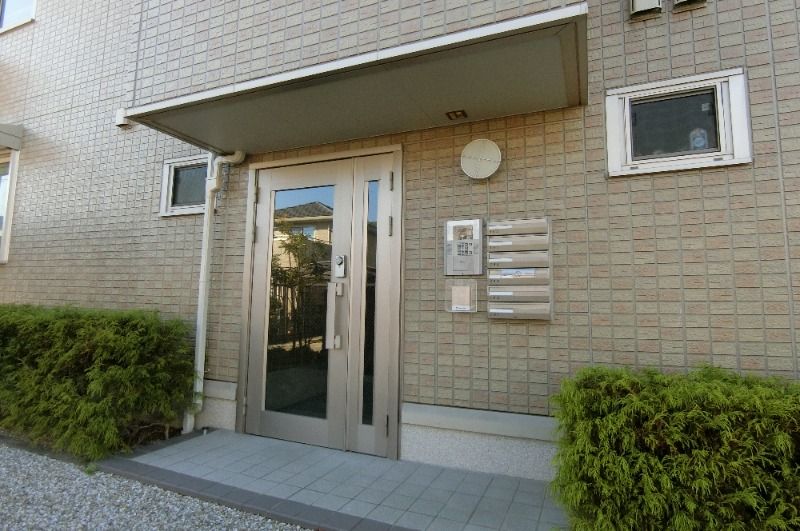 �y�G���g�����X�z�@