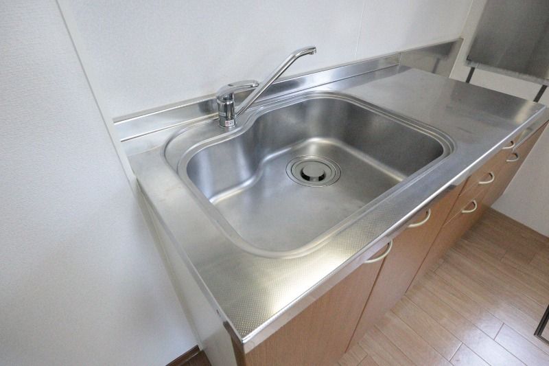 �y�L�b�`���z�@