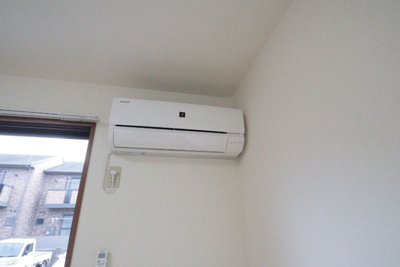 �y���̑��ݔ��z�@�G�A�R��2��