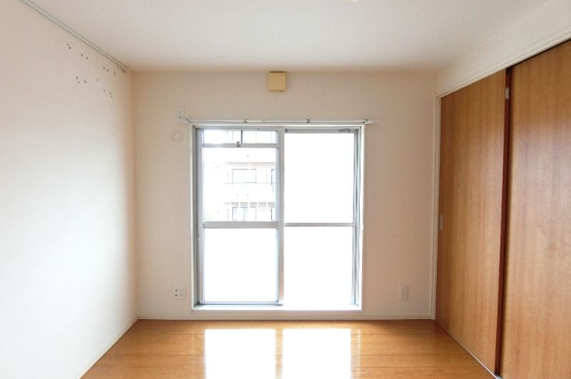 �y���̑������E�X�y�[�X�z�@