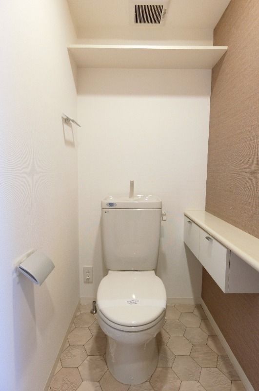 �y�g�C���z�@