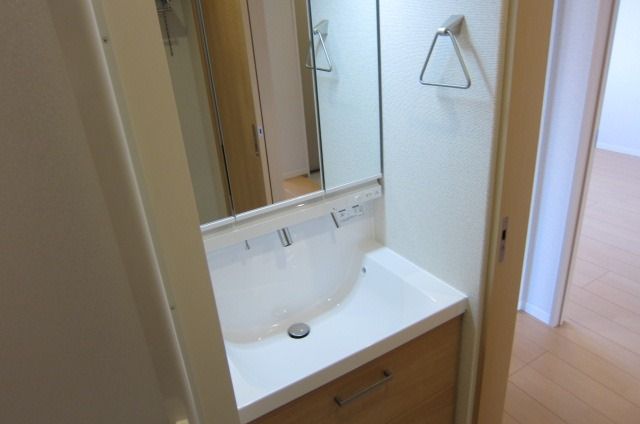 �y���ʏ��z�@