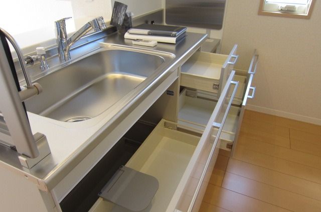 �y�L�b�`���z�@