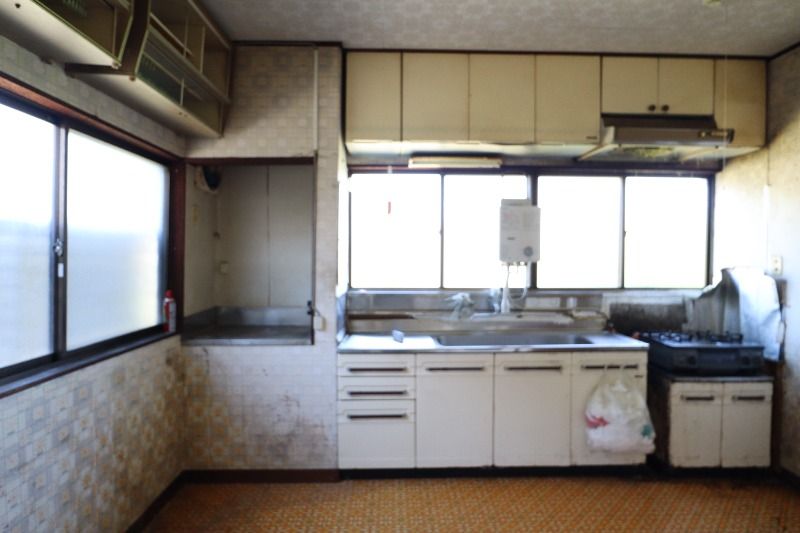 �y�L�b�`���z�@