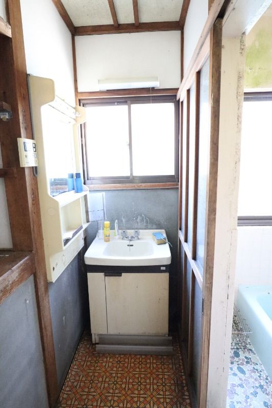 �y���ʏ��z�@