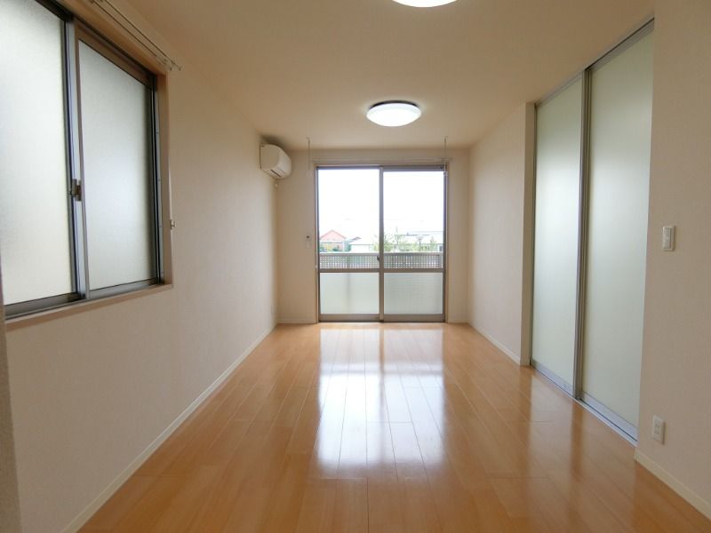 �y���ԁE���r���O�z�@���^�C�v�@